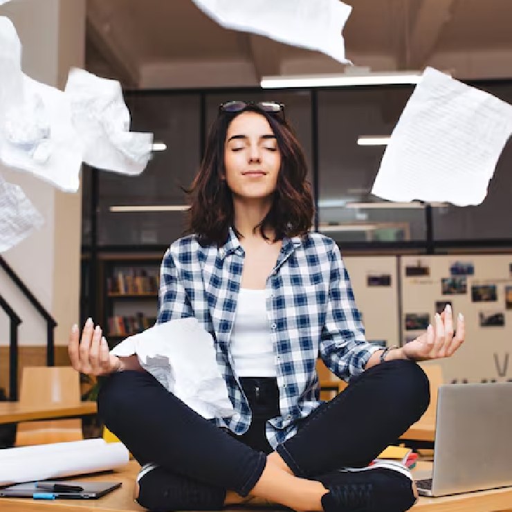 Flexible work schedules for eligible roles, collaborative workspaces, and internal wellness programs.